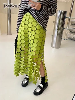 Женская юбка TWOTWINSTYLE с вырезами, высокая талия, лоскутное шитье с кисточками, нерегулярный подол, однотонные юбки миди, женский летний стиль одежды