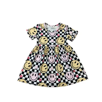 Оптовая продажа детской одежды с коротким рукавом летняя улыбка на лице черно-белая сетка цветочные платья для маленьких девочек